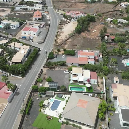 La Milagrosa Villa *
